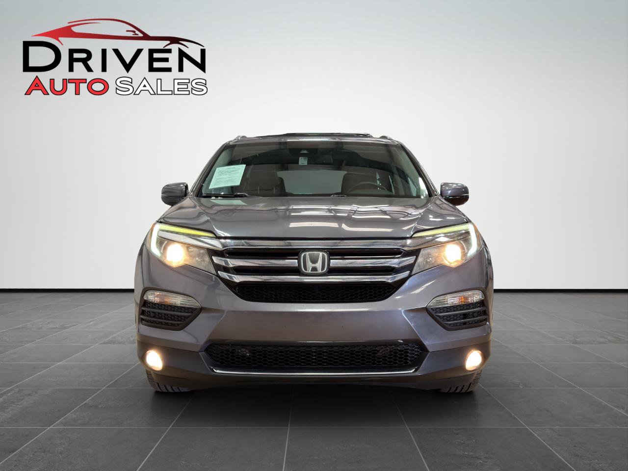 Used 2016 Honda Pilot Touring image 8