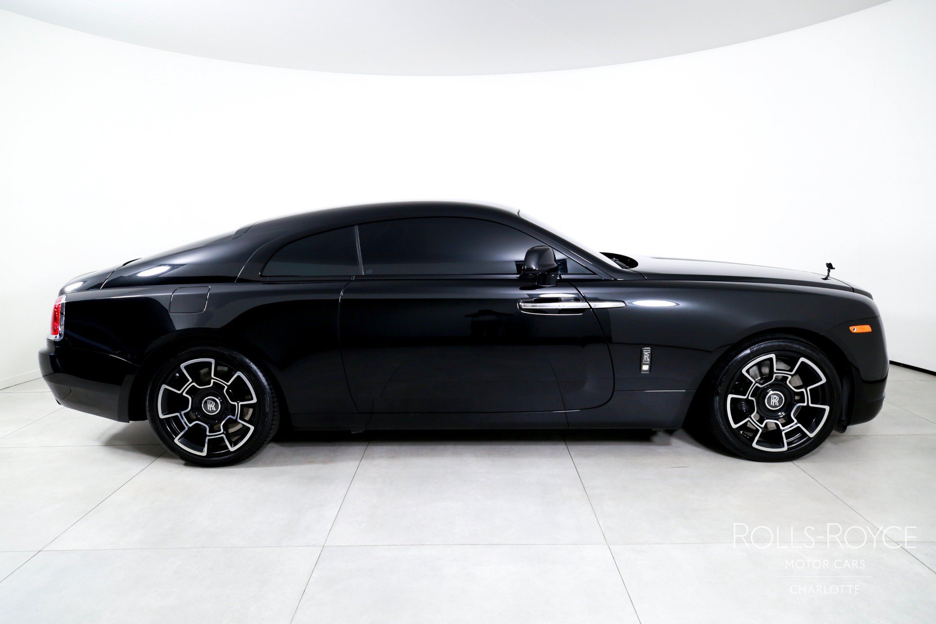 Used 2017 Rolls-Royce Wraith RWD image 10