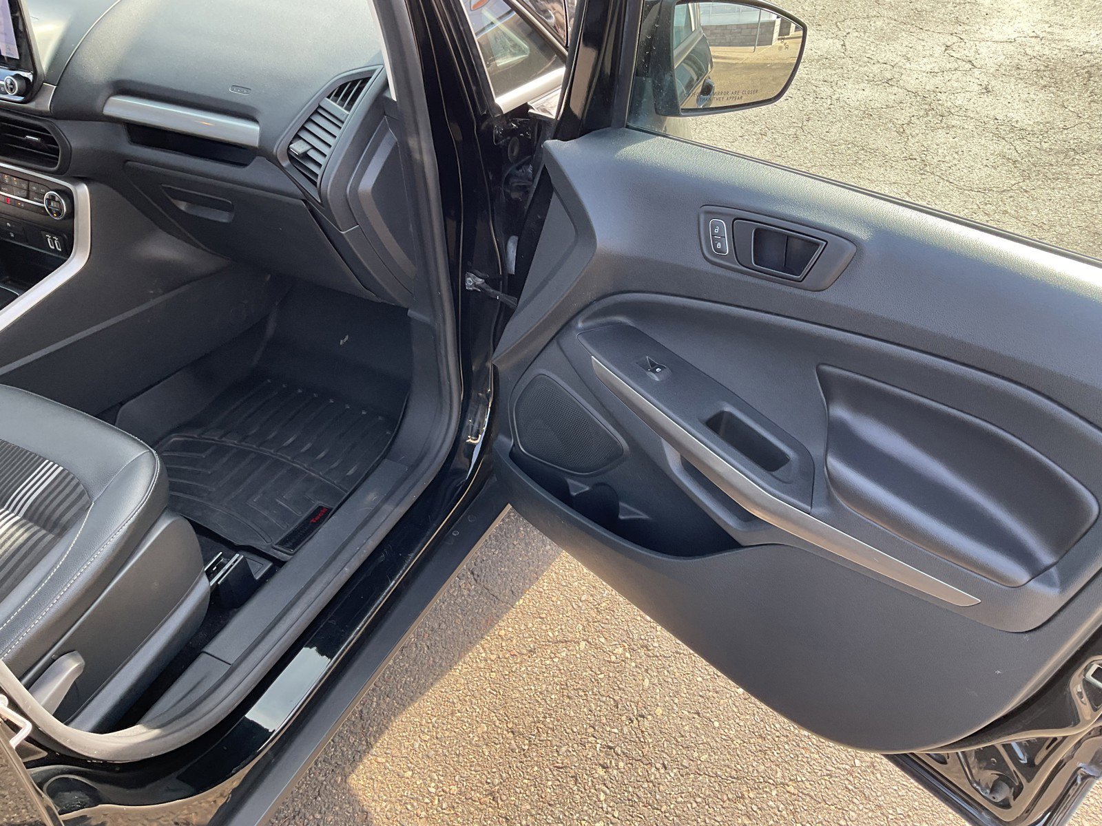 Used 2020 Ford EcoSport SES image 20