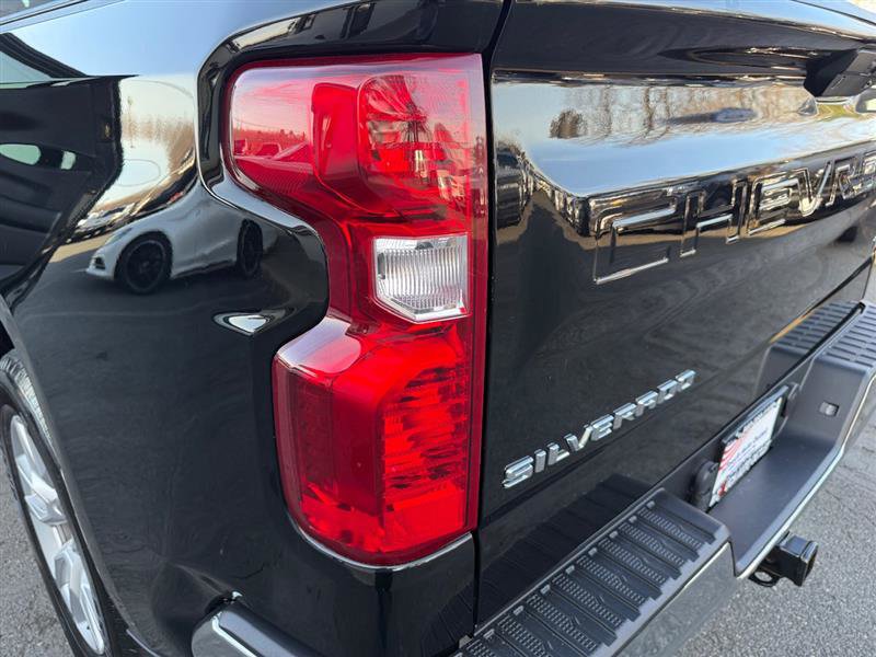 Used 2020 Chevrolet Silverado 1500 LT w/ All-Star Edition image 11