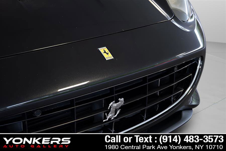Used 2010 Ferrari California RWD image 88