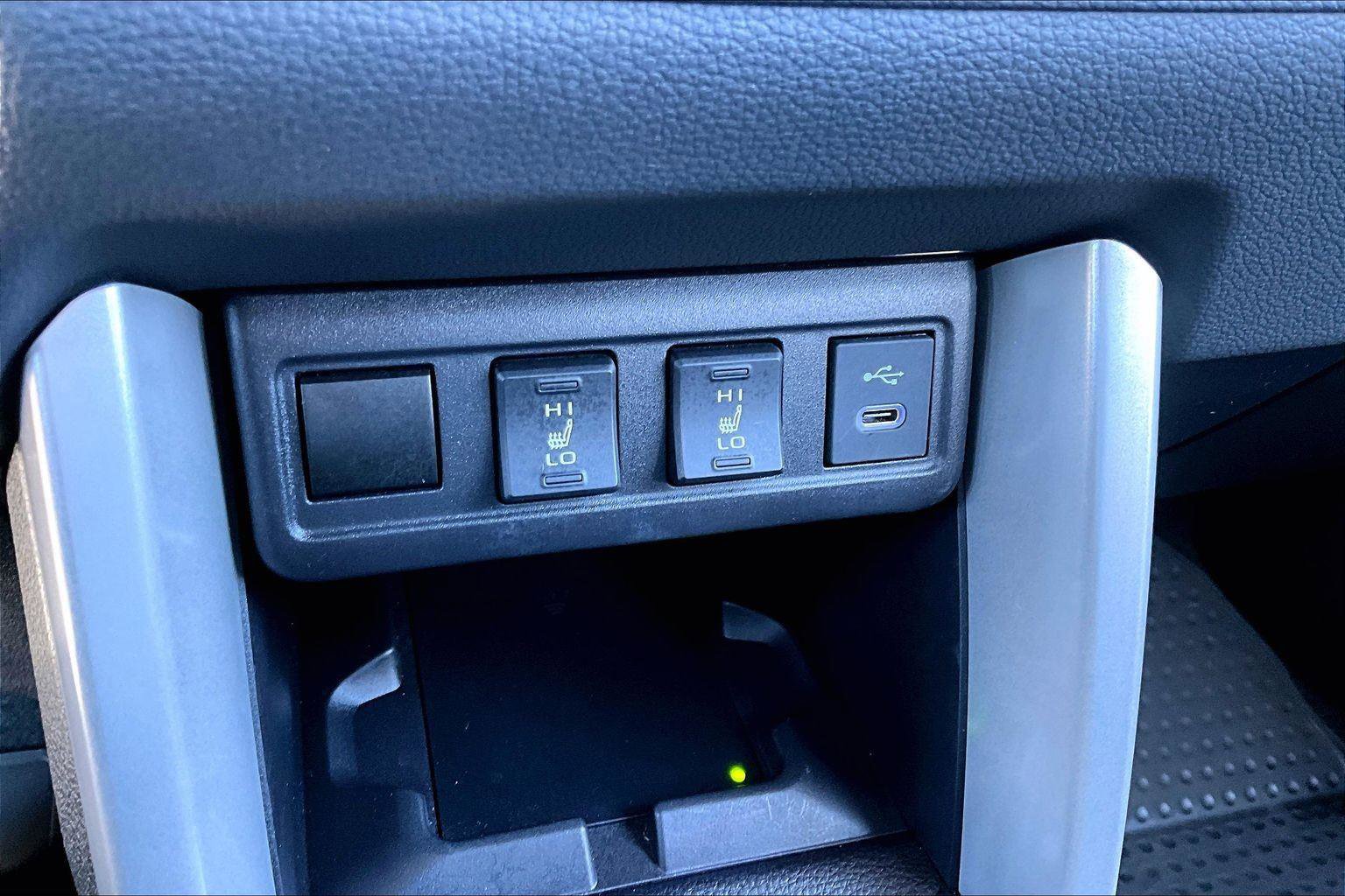 Certified 2025 Toyota Corolla Cross AWD Hybrid image 30