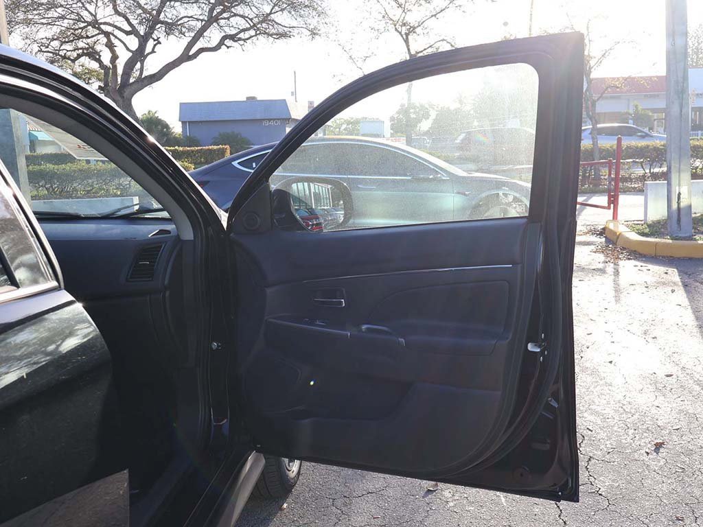 Used 2024 Mitsubishi Outlander Sport SE image 20