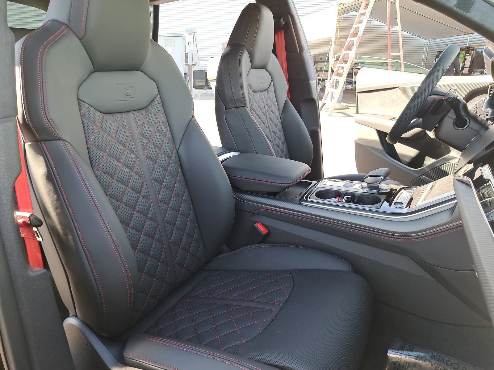 New 2026 Audi SQ8 Prestige image 10