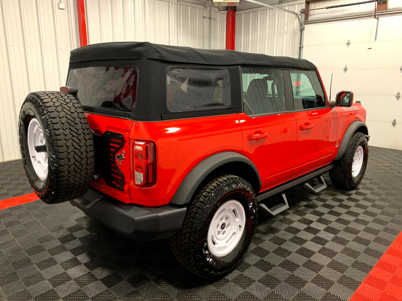 Used 2022 Ford Bronco 4-Door image 9