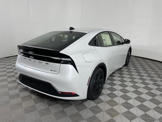 New 2026 Toyota Prius Plug-In Hybrid image 7