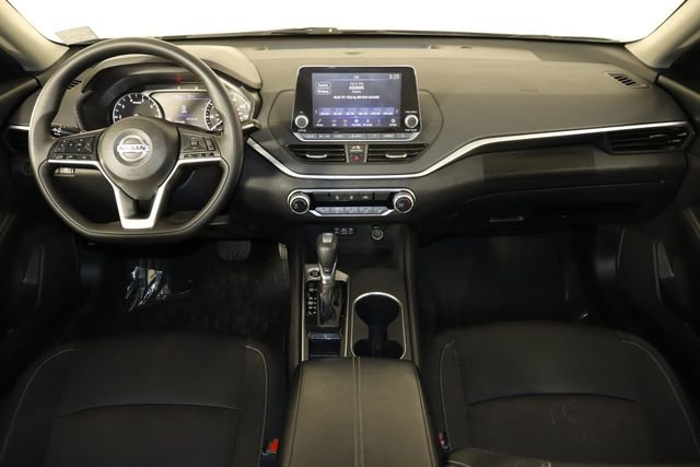 Used 2022 Nissan Altima 2.5 SV FWD image 13