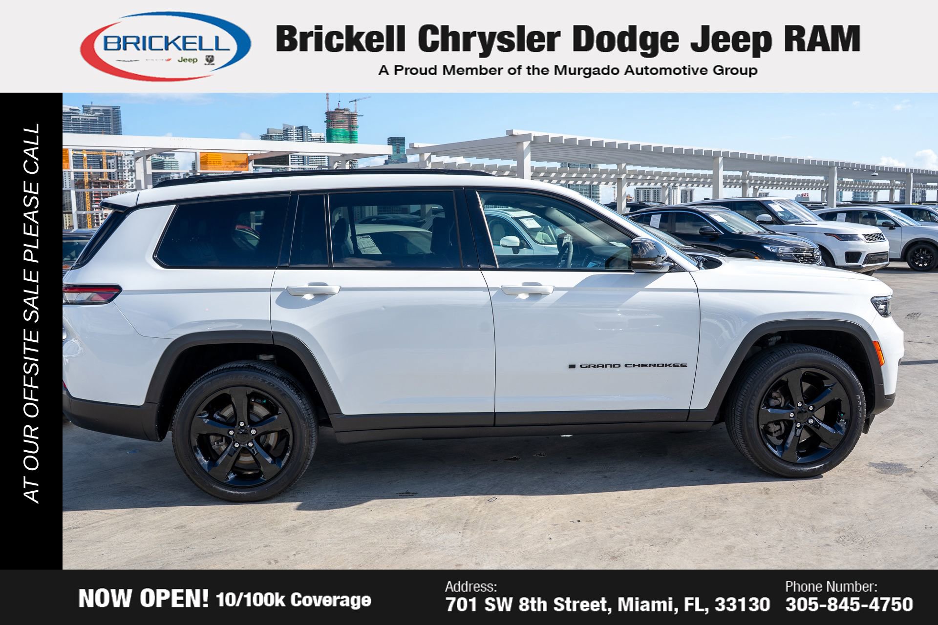 Used 2023 Jeep Grand Cherokee L Laredo image 4