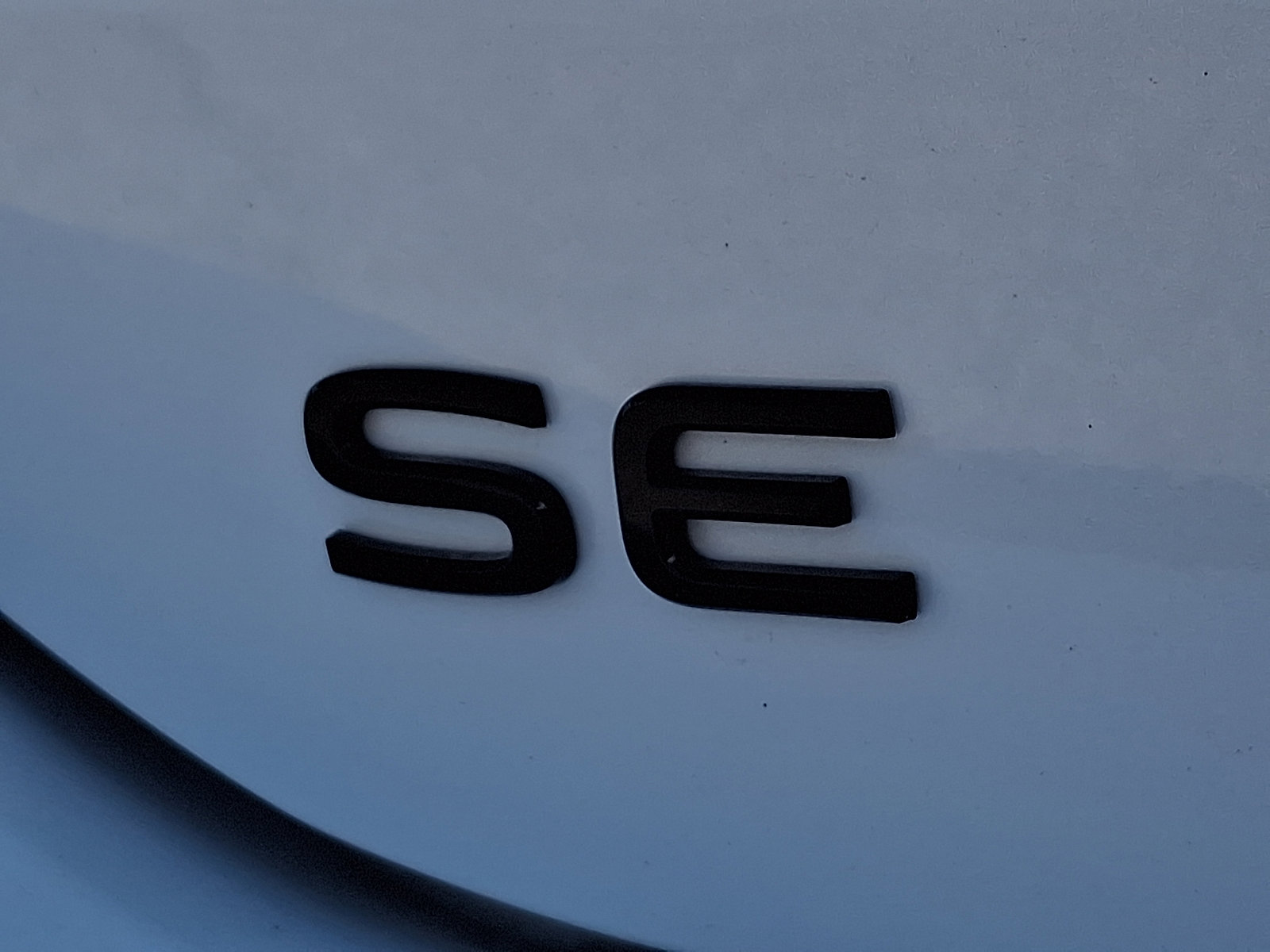 Used 2025 Volkswagen Tiguan SE R-Line AWD/4WD image 30