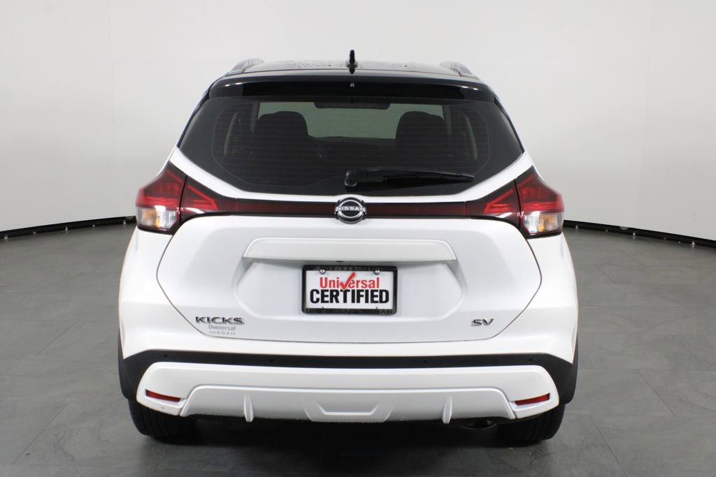 Certified 2023 Nissan Kicks SV FWD image 11