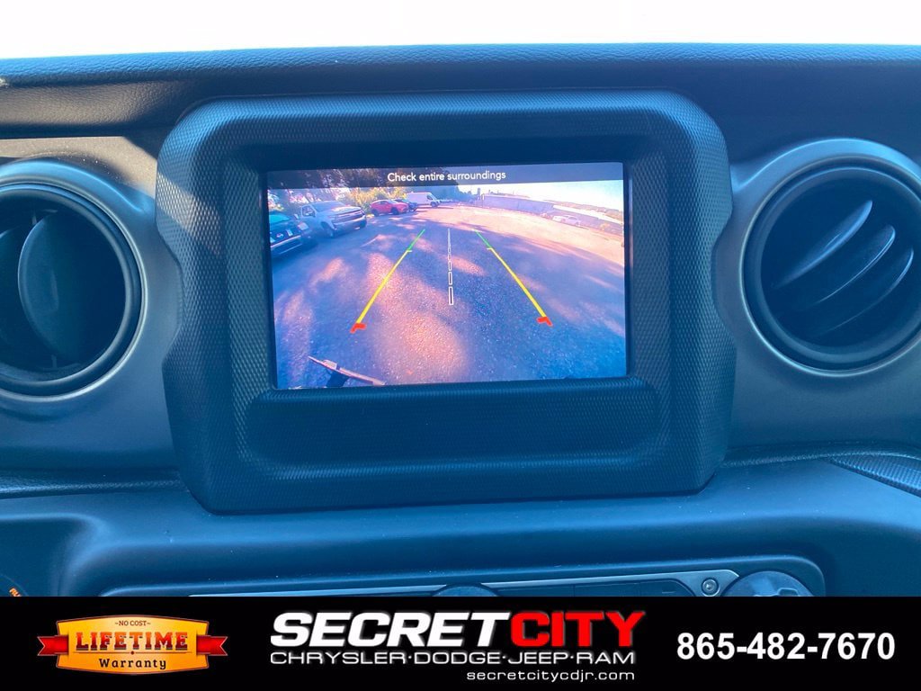 Used 2021 Jeep Wrangler Unlimited Sport AWD/4WD image 16