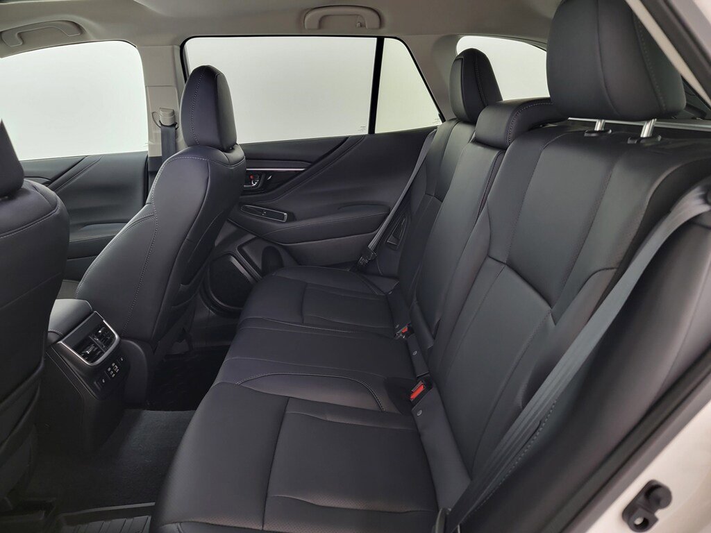 Used 2025 Subaru Outback Touring w/ Tech Package 3 image 13