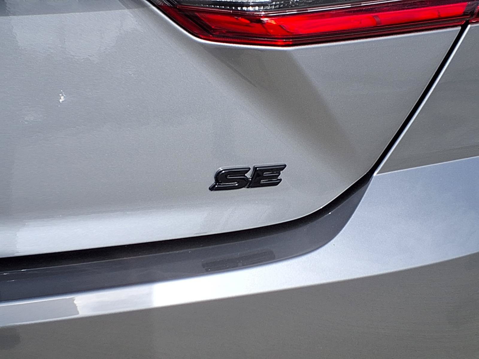 New 2026 Toyota Camry SE w/ Convenience Package FWD image 29