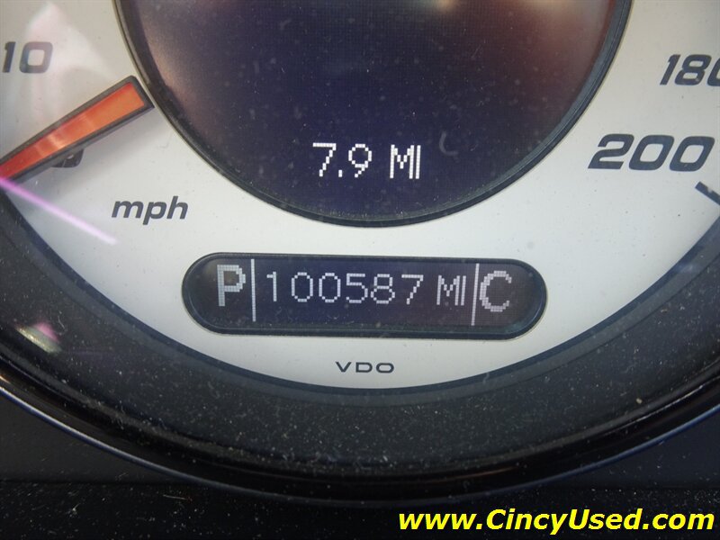 Used 2006 Mercedes-Benz CLS 55 AMG image 21