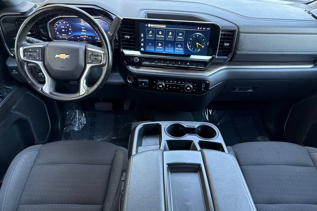 Used 2025 Chevrolet Silverado 1500 LT AWD/4WD image 14