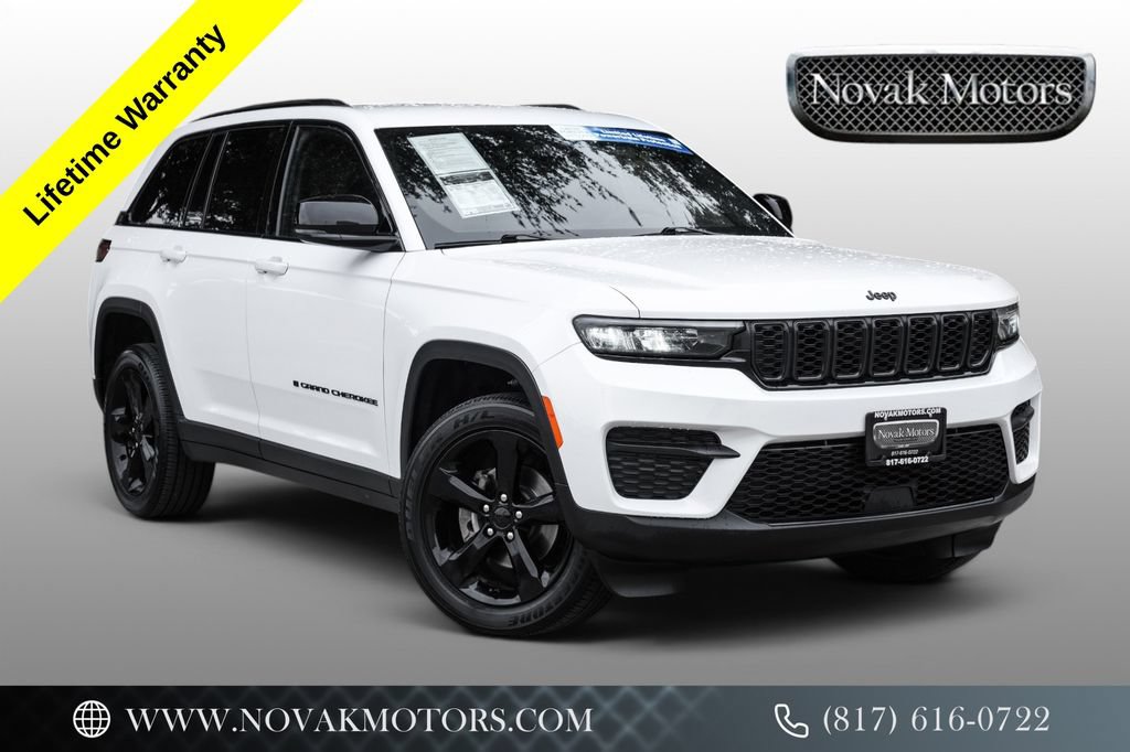 Used 2023 Jeep Grand Cherokee Altitude AWD/4WD image 1