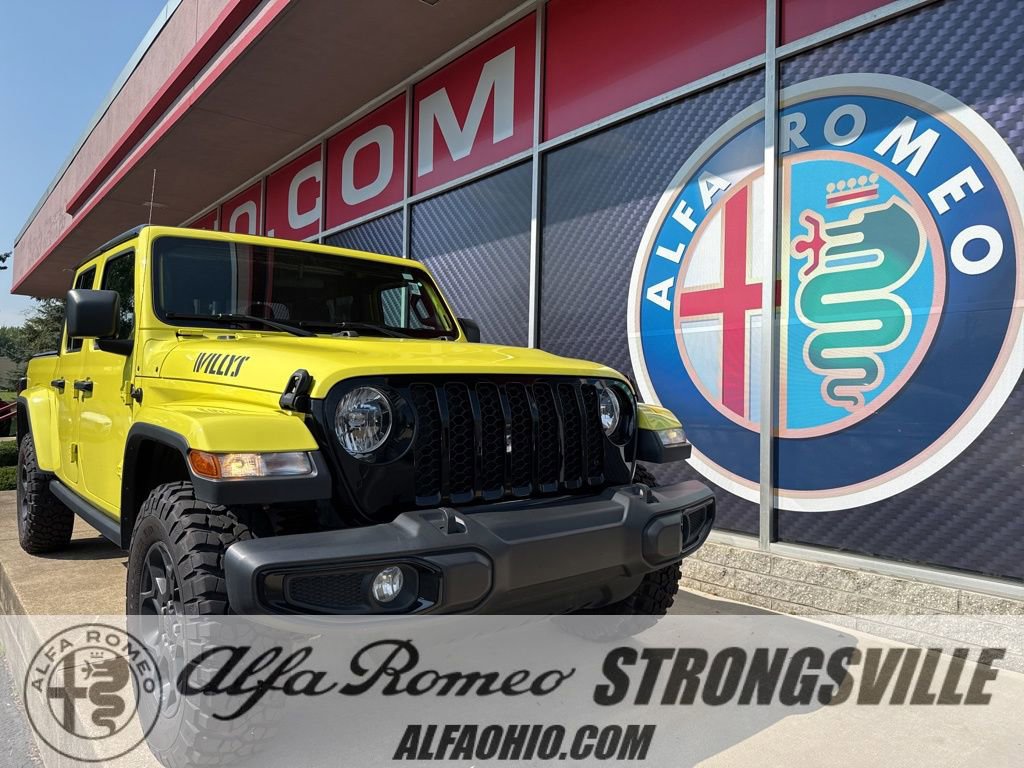 Used 2023 Jeep Gladiator Willys image 1