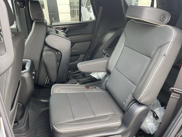 New 2026 GMC Yukon Elevation w/ LPO, Floor Liner Package AWD/4WD image 22