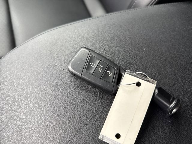 Used 2018 Volkswagen Atlas SE image 13