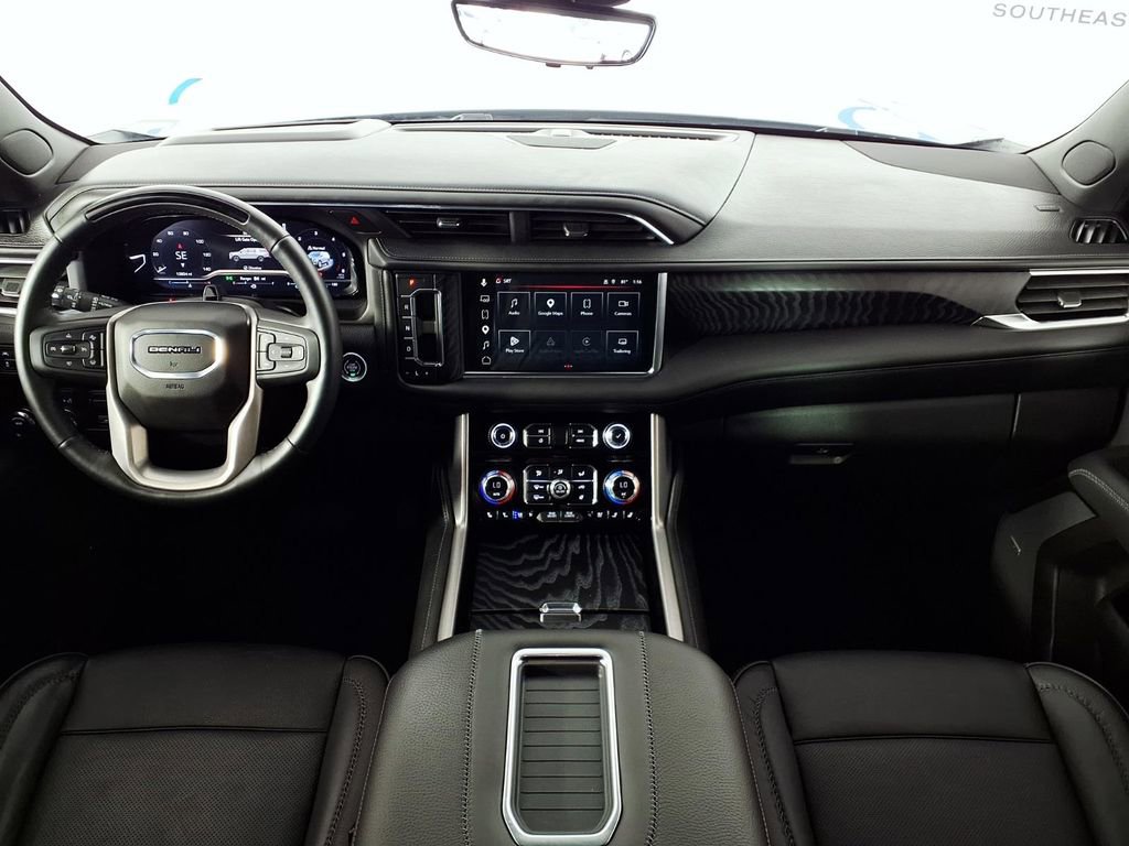 Used 2024 GMC Yukon Denali w/ Advanced Technology Package RWD image 9