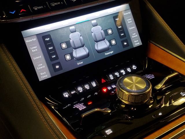 Used 2022 Jeep Grand Wagoneer Series III image 26