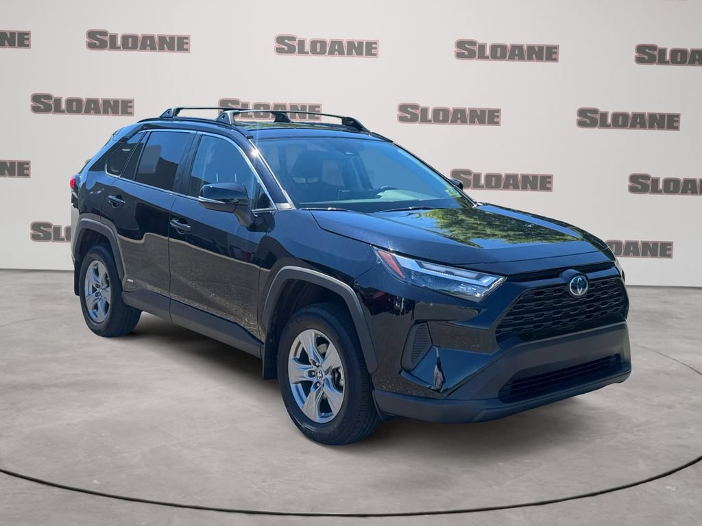 Used 2024 Toyota RAV4 LE AWD/4WD image 7
