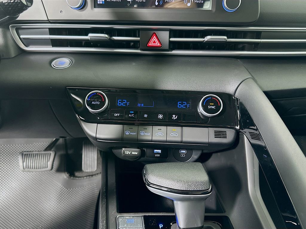 New 2026 Hyundai Elantra Blue image 13