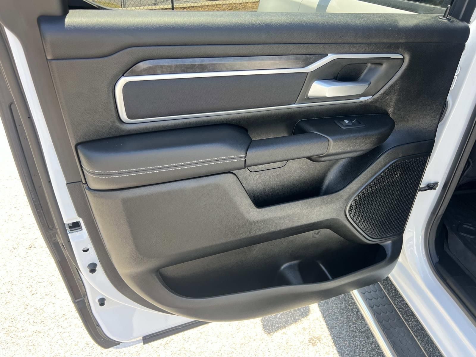 Used 2023 RAM 1500 Big Horn image 21