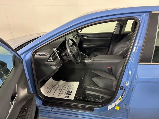 Used 2023 Toyota Camry SE w/ Cold Weather Package AWD/4WD image 18