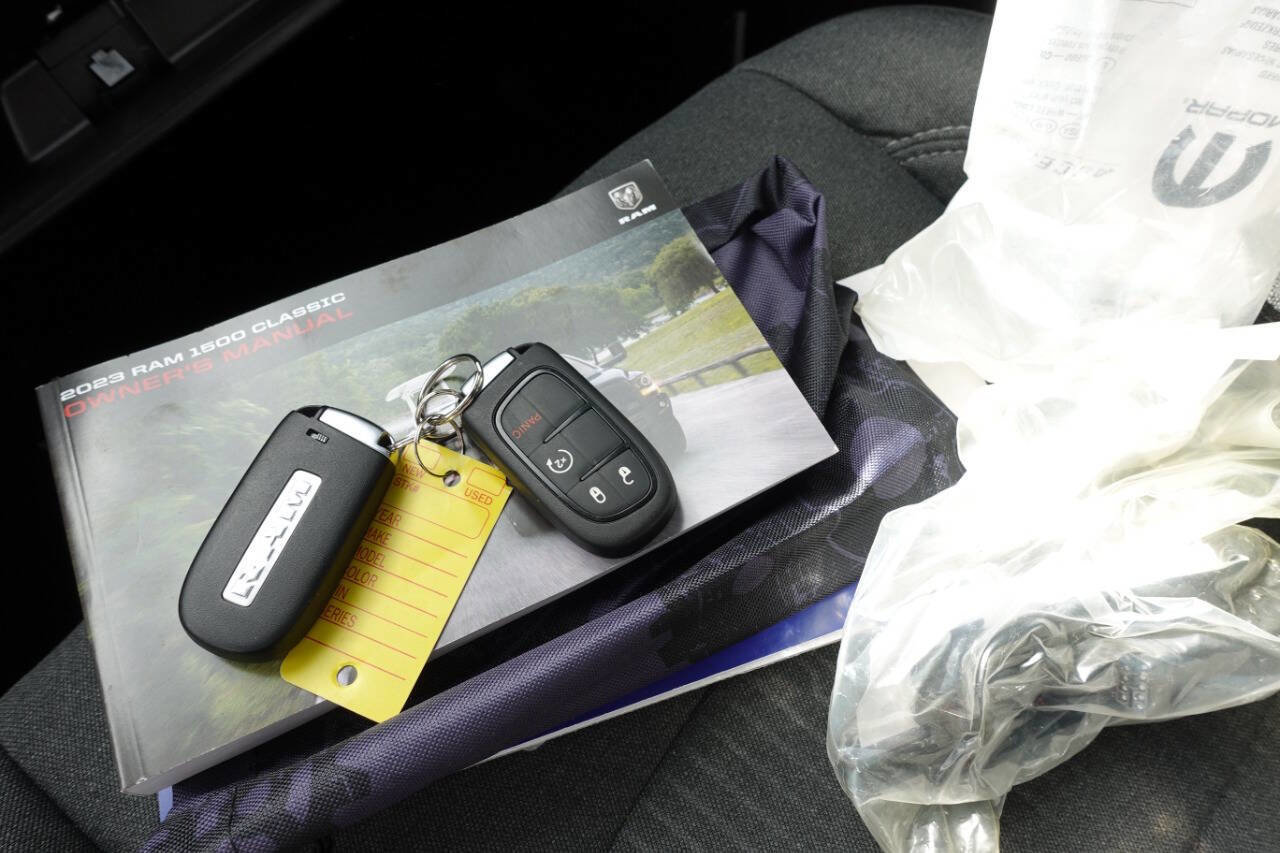 Used 2023 RAM 1500 Classic Warlock image 39