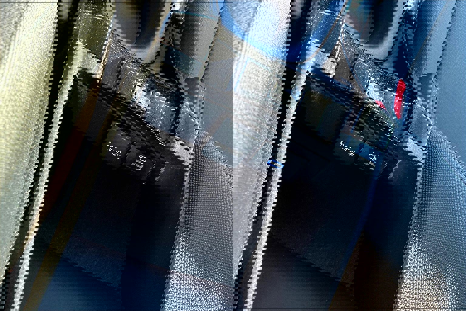 Used 2022 Toyota Corolla LE image 31