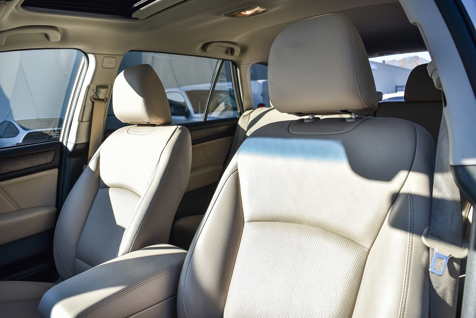 Used 2018 Subaru Outback 2.5i Limited image 23