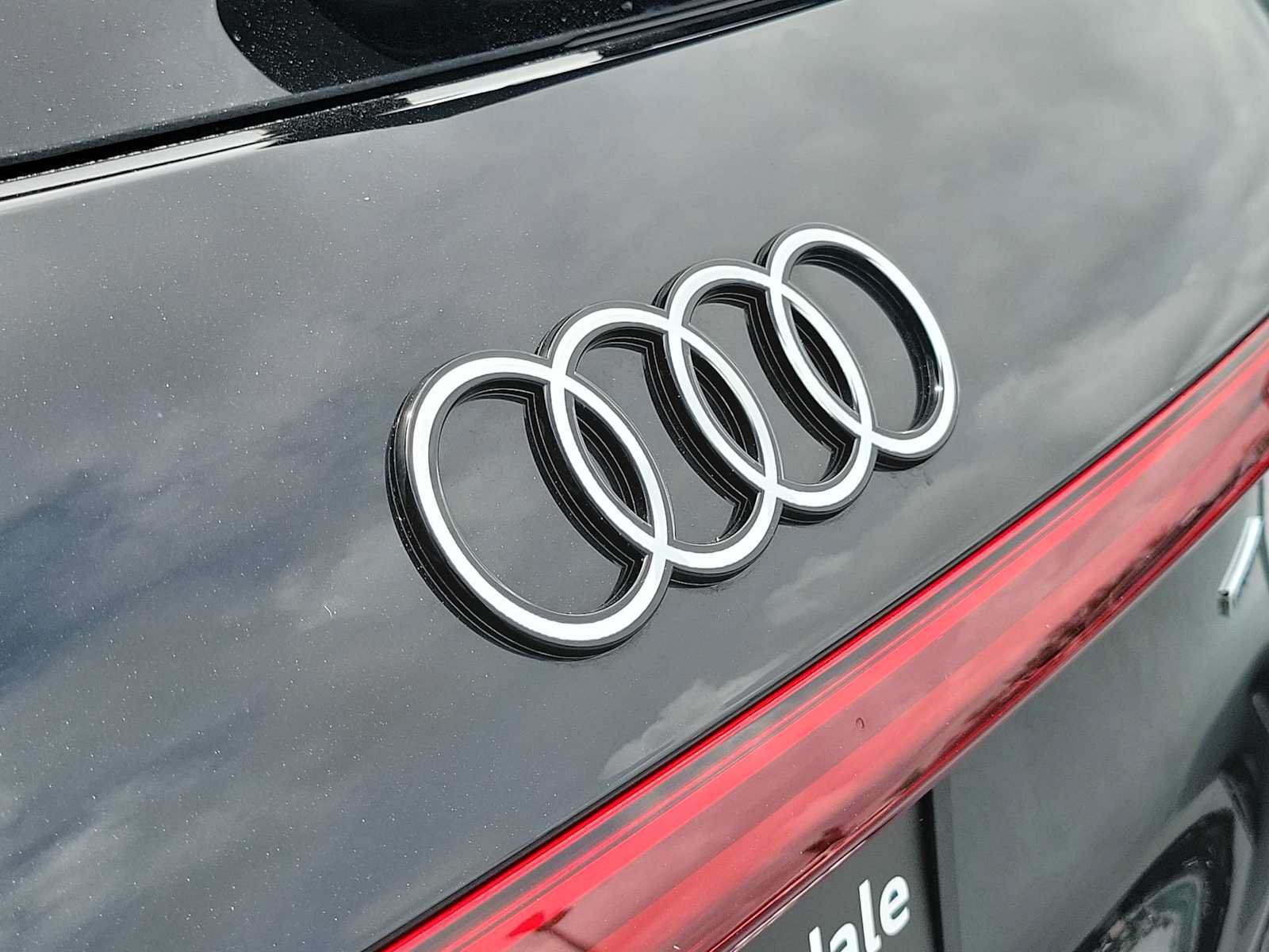 Certified 2025 Audi Q5 Premium Plus AWD/4WD image 9
