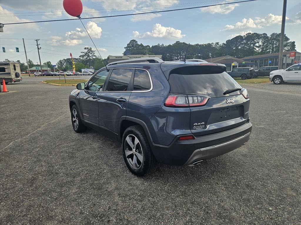 Used 2019 Jeep Cherokee Limited AWD/4WD image 6
