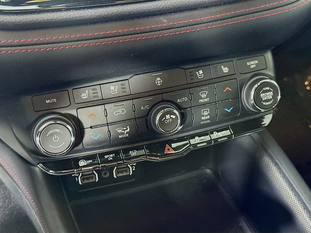 Used 2024 Dodge Durango GT AWD/4WD image 27