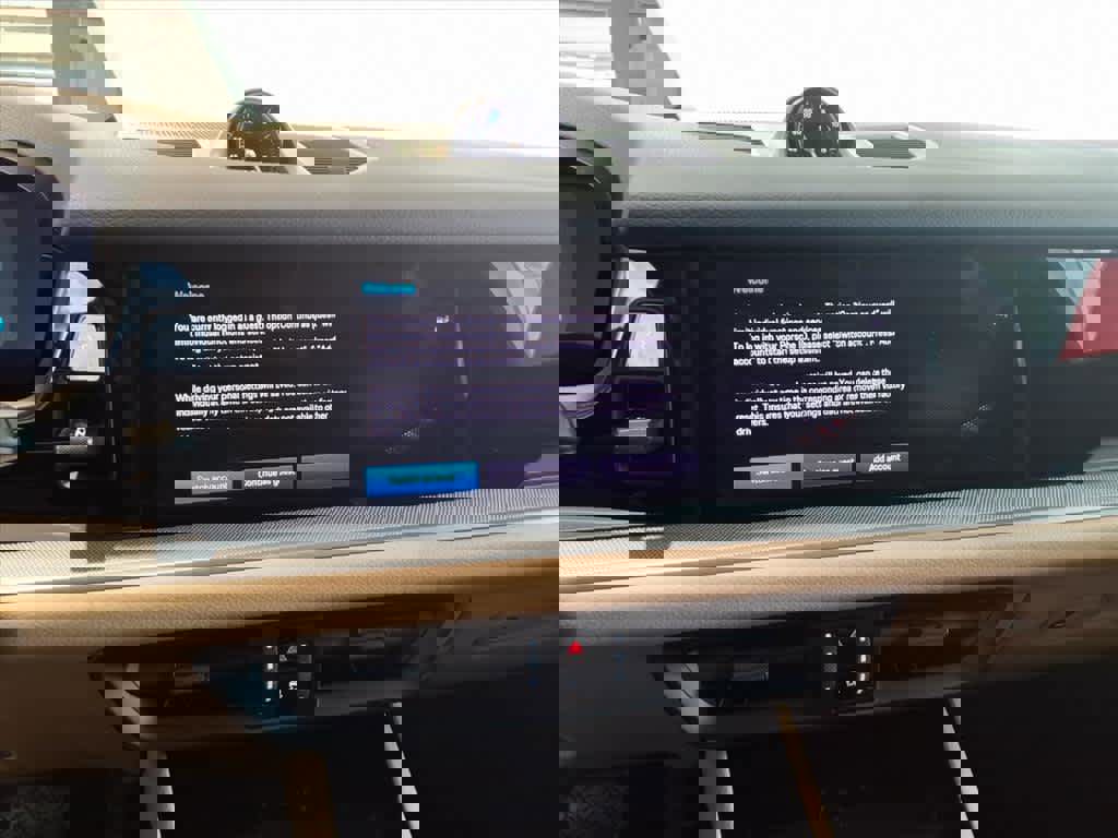 Used 2025 Porsche Cayenne E-Hybrid image 13