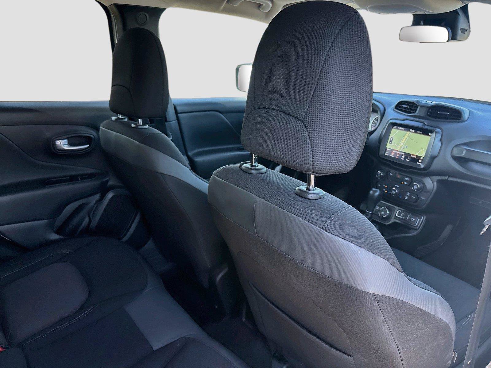 Certified 2023 Jeep Renegade Latitude AWD/4WD image 33