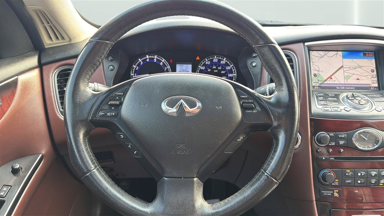 Used 2016 INFINITI QX50 AWD w/ Premium Plus Package image 24