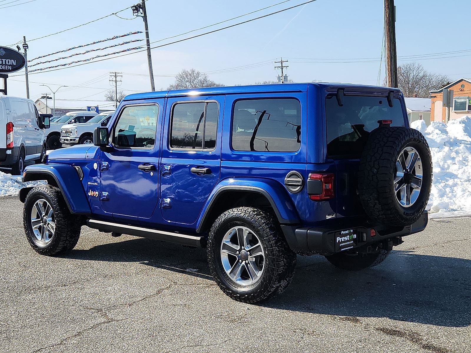 Used 2018 Jeep Wrangler Unlimited Sahara image 6