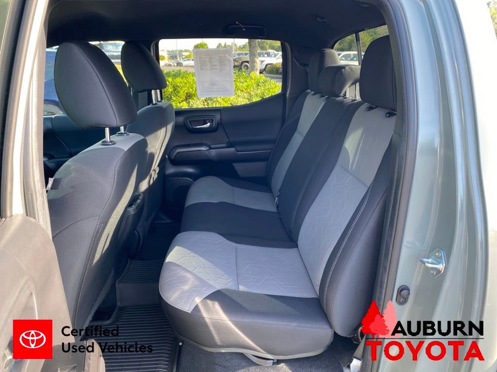 Used 2022 Toyota Tacoma TRD Off-Road w/ Technology Package AWD/4WD image 24