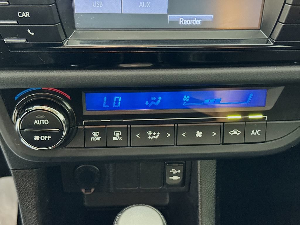 Used 2015 Toyota Corolla S FWD image 18