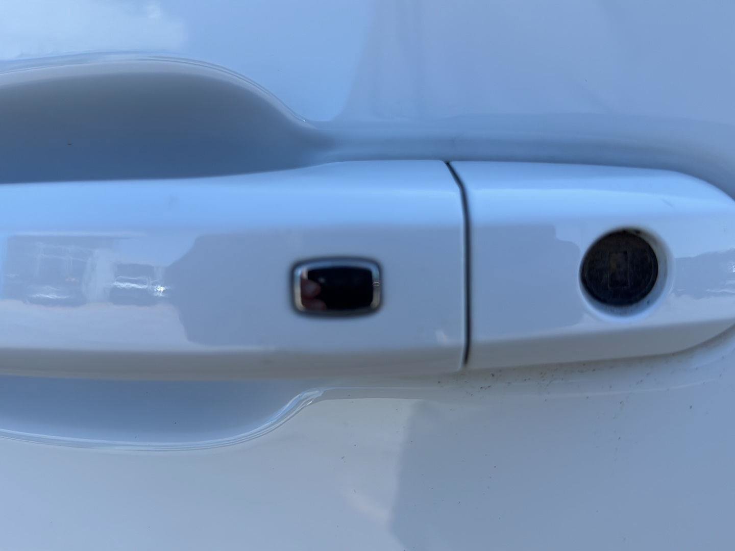 Used 2025 Chevrolet Silverado 1500 LT AWD/4WD image 9