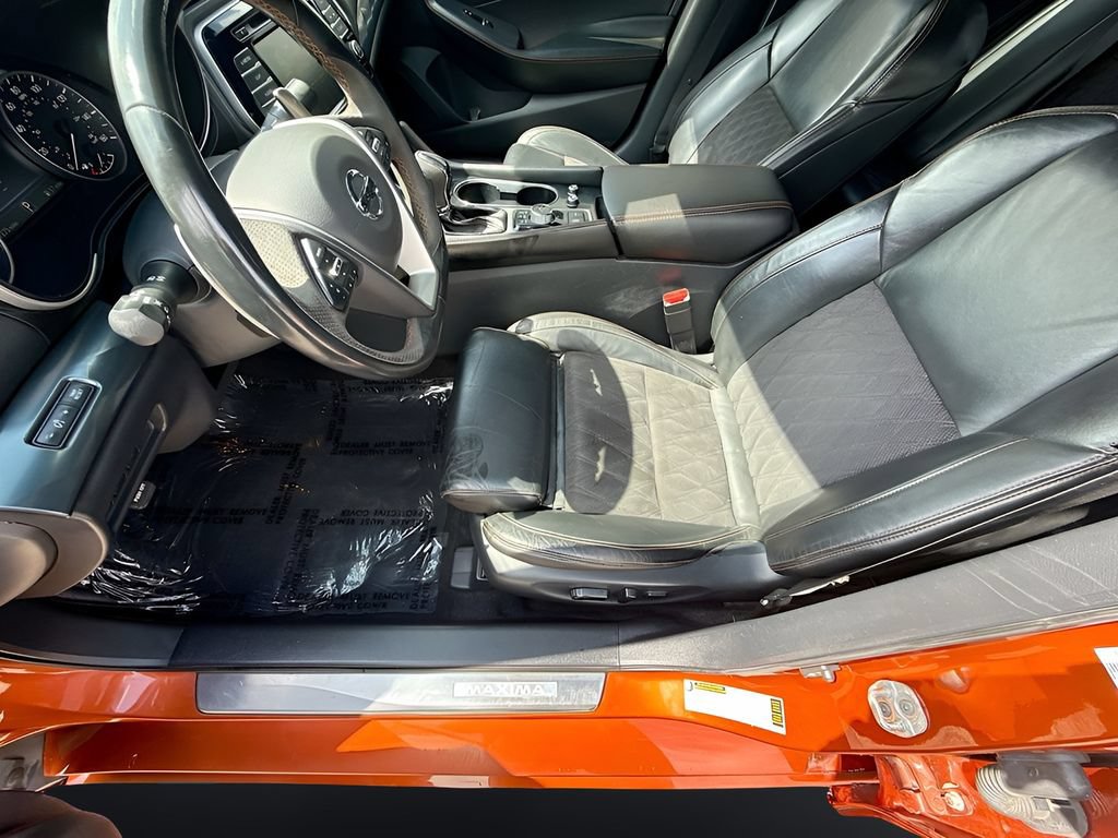 Used 2022 Nissan Maxima SR w/ Sport Mat Group FWD image 20