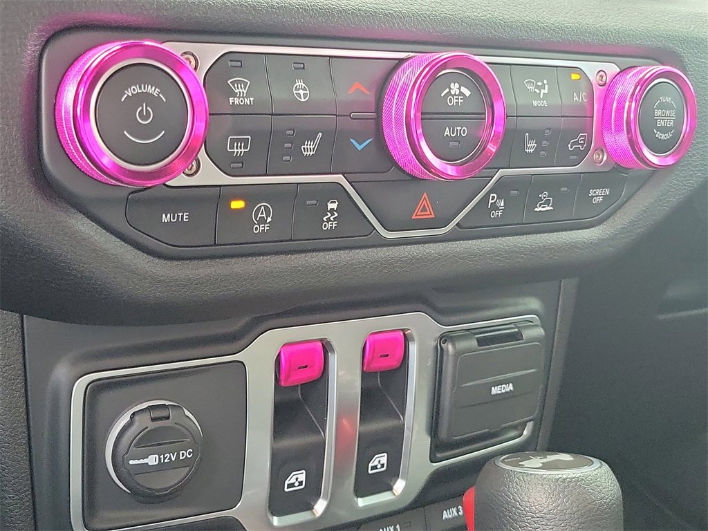 Used 2024 Jeep Wrangler Sport S image 27