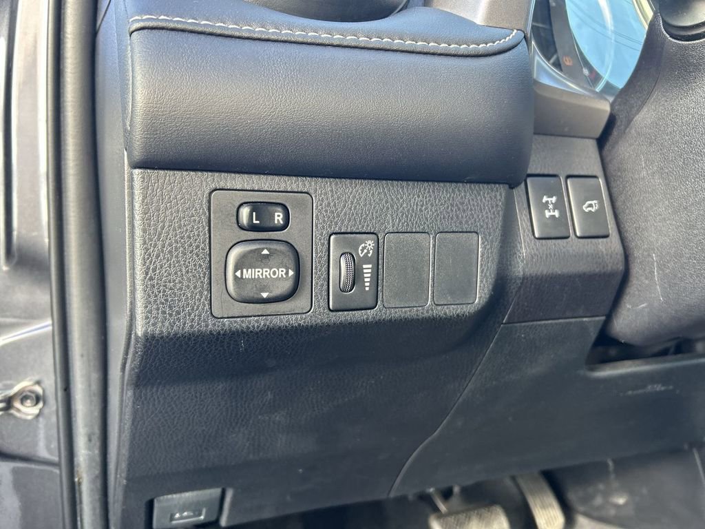 Used 2016 Toyota RAV4 XLE image 17