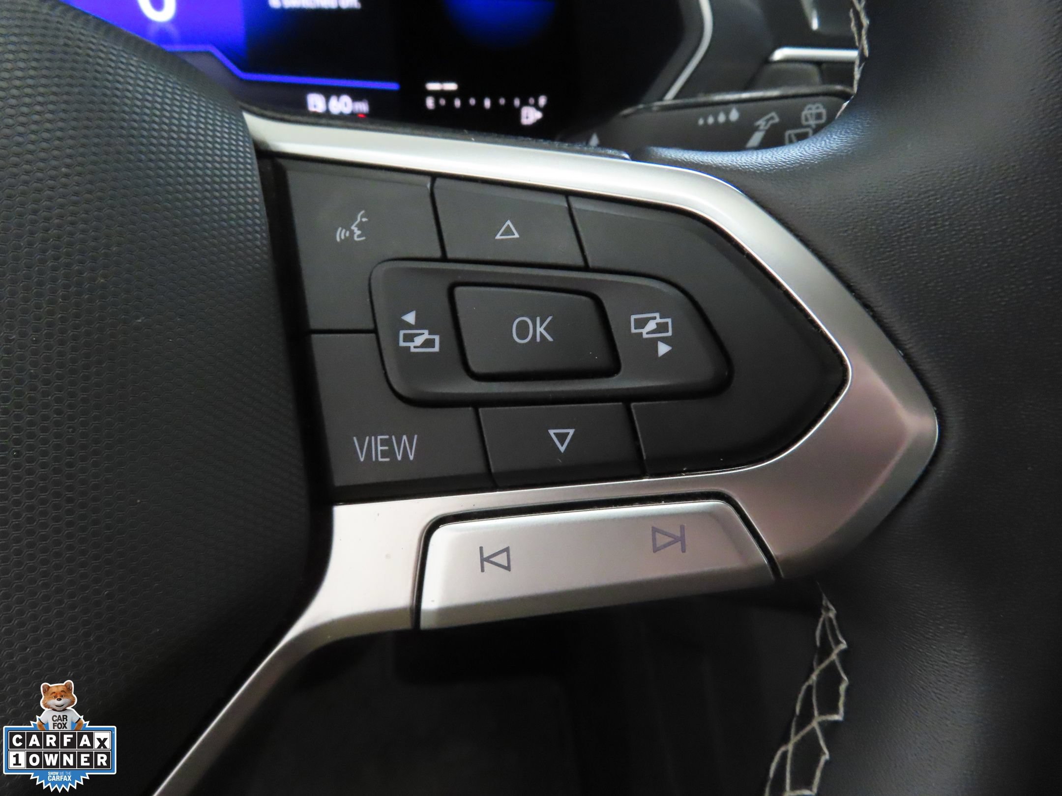 Certified 2022 Volkswagen Tiguan SE FWD image 15