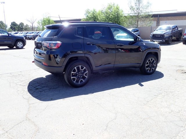 Used 2019 Jeep Compass Trailhawk AWD/4WD image 3