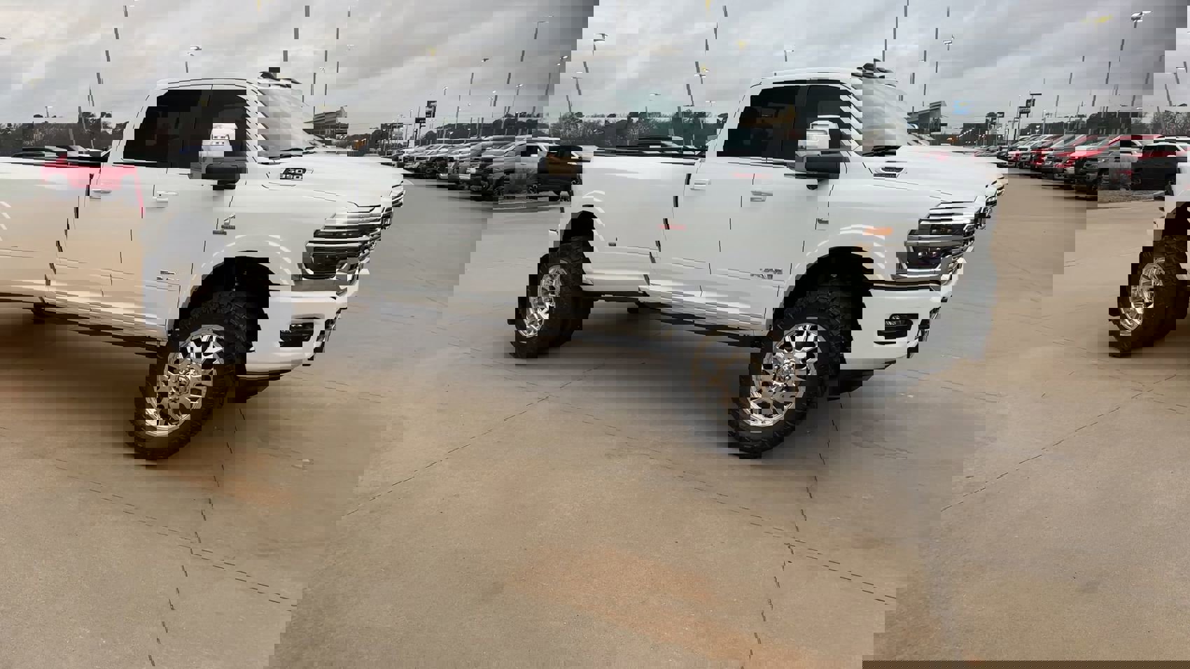 New 2025 RAM 3500 Longhorn image 9