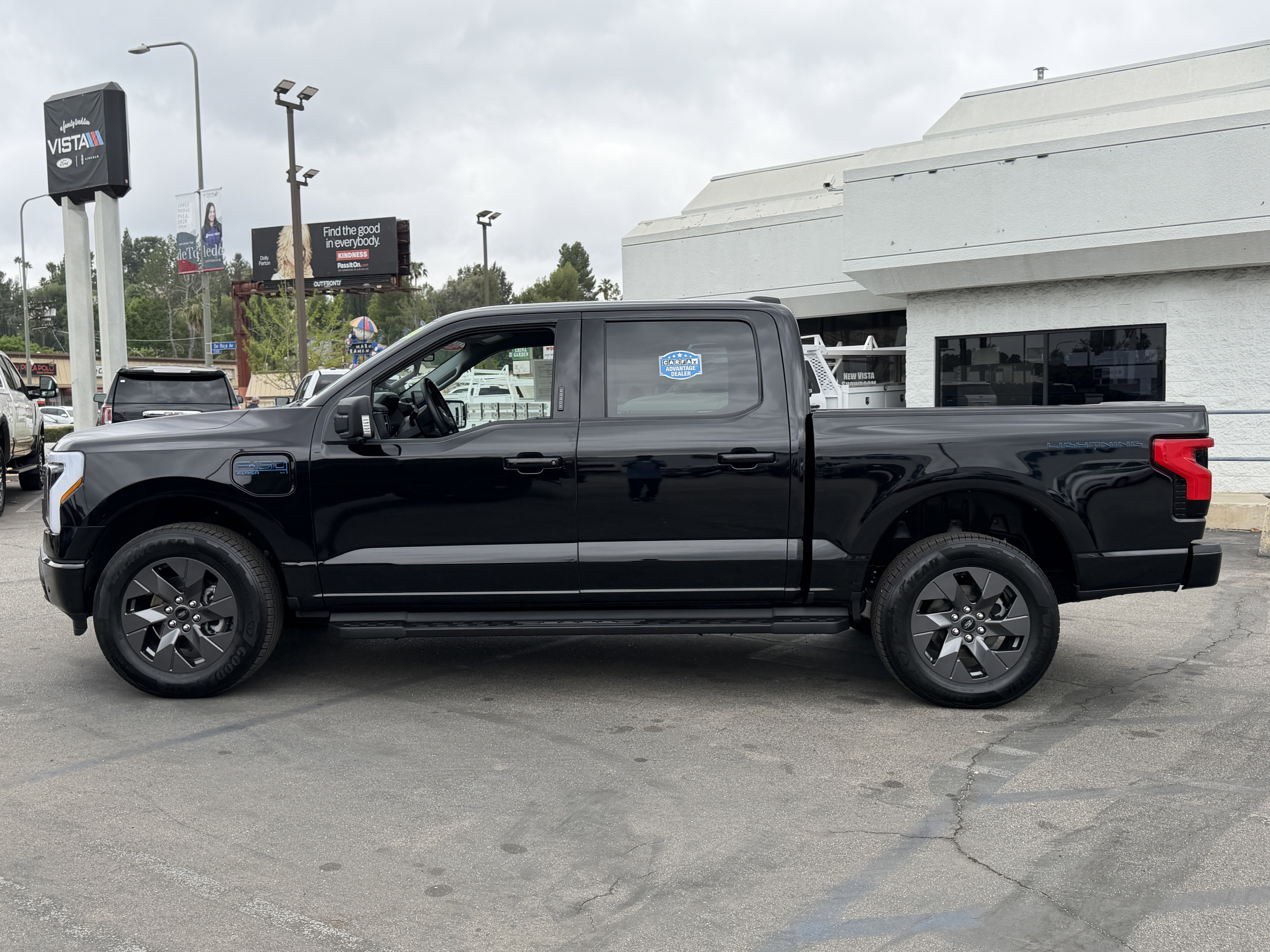 Certified 2024 Ford F150 Lightning Flash AWD/4WD image 4