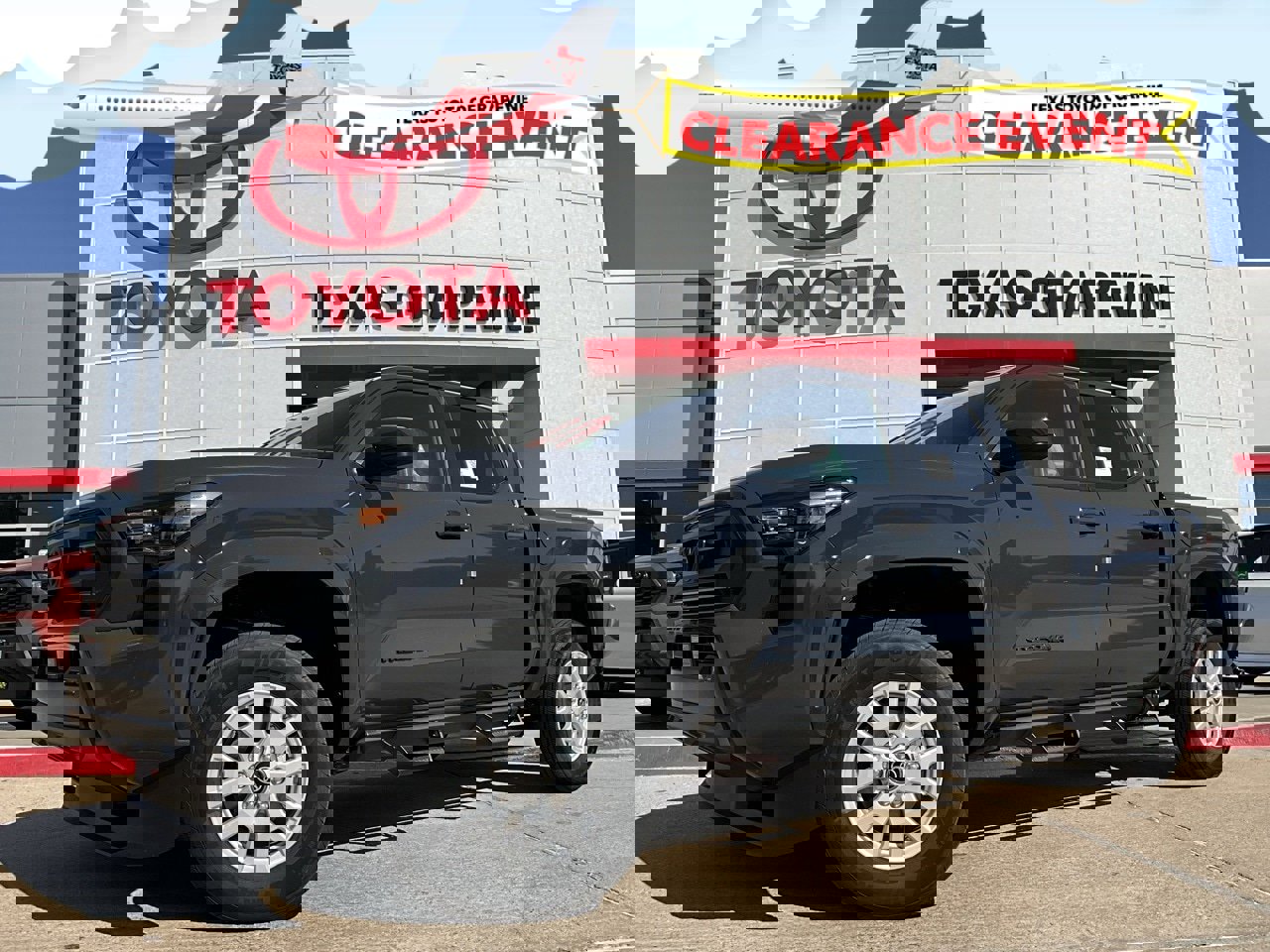 New 2025 Toyota Tacoma SR5